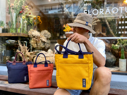 預購款~手提斜背兩用包 帆布書包（現至1/30下單預購且付款完成即確認收單，2月初排程上線製作，預計3/18開始陸續出貨。）