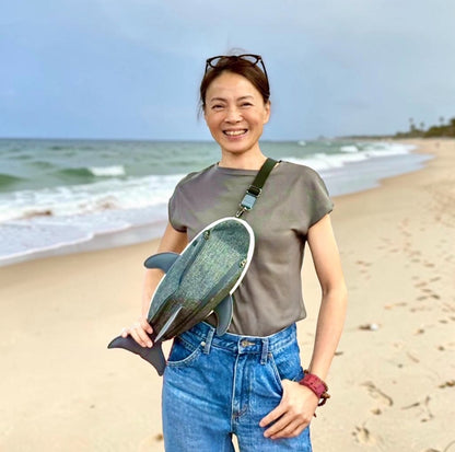 立體｜實實在在又ㄧ海豚單肩掛包