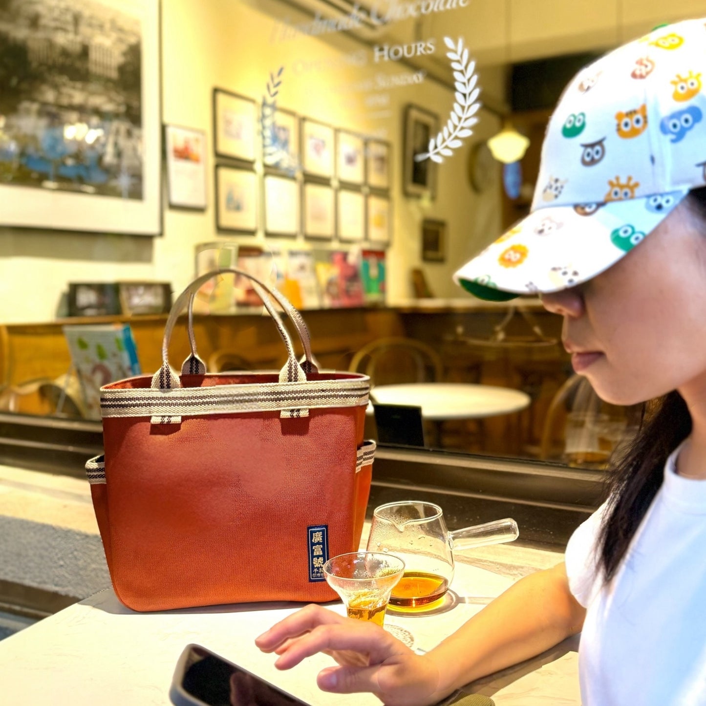 預購款-經典野餐手提包。托特包/筆電包/典雅手提包（現至1/28下單預購且付款完成即成立收單。1月底安排產線製程，預計3/10陸續開始發貨。)